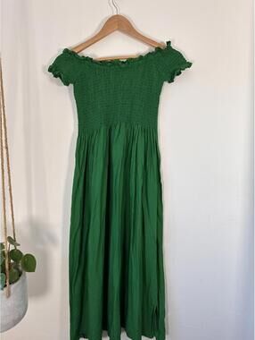 Bardot Green Smocked Off Shoulder Smocked Midi Dress 6/S Flowy Festival Summer